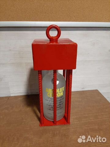 Клетка для бутылки с гайками Никогда не сдавайся