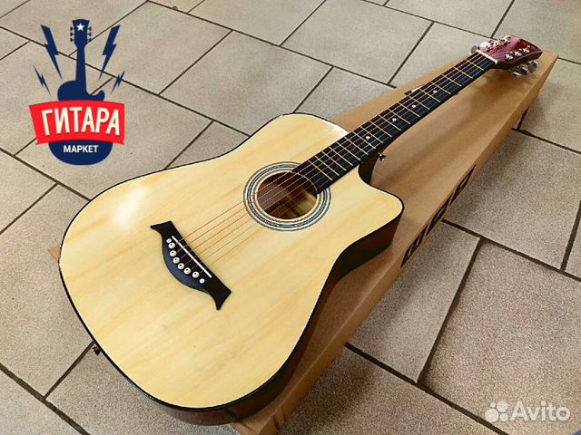 Гитара новая + чехол + струны