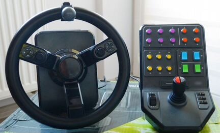 Игровой руль Logitech Heavy Equipment Bundle