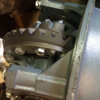 Редуктор задний 6520 35 зуб