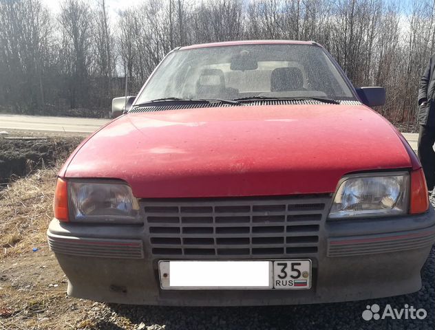 Капот Opel Kadett