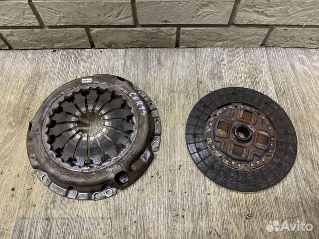 Toyota Corolla E15 Комплект сцепления 1.6 1zrfe