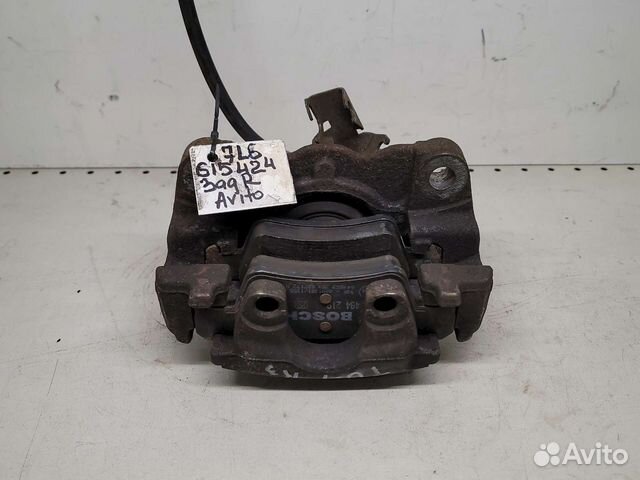 Суппорт задний правый VW Touareg 2003-2010