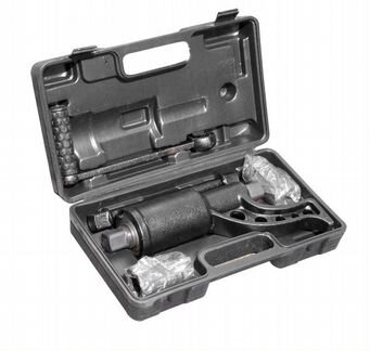 Гайковерт ручной с головками