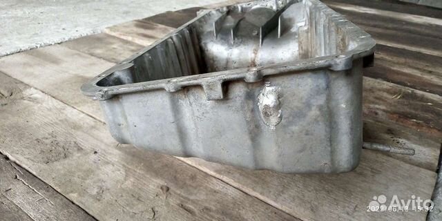 Картер двигателя Мерседес М104