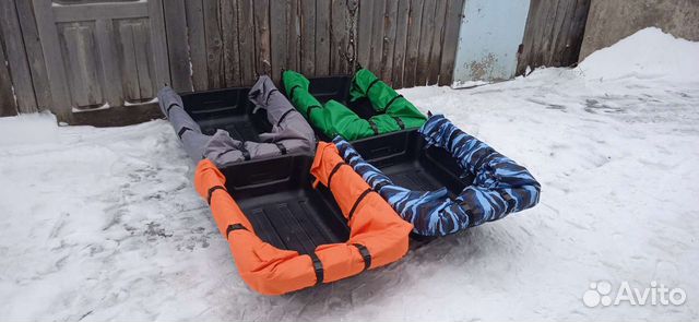 Зимние палатки на санях 