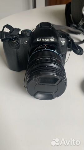 Зеркальный фотоаппарат Samsung NX10