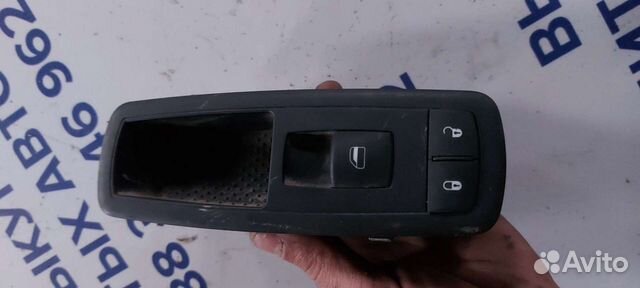 Блок стеклоподъёмника передняя правая на Dodge Car