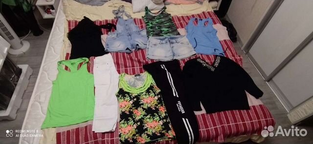 Одним лотом. Женская одежда 44-46, платья, штаны