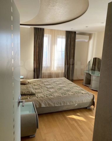4-к. квартира, 172 м², 6/10 эт.