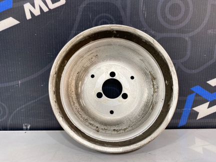 Шкив помпы Audi A6 C6 BDW 2004