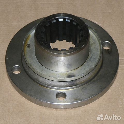 Фланец редуктора заднего моста (4 отверстия М (см)
