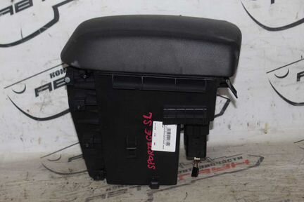 Подлокотник KIA sportage SL черный D041