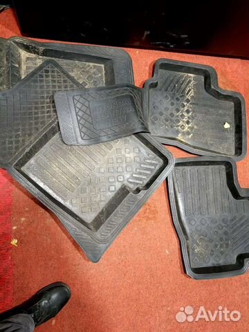 Автомобильные коврики резиновые