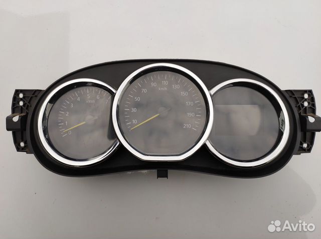 Щиток приборов Renault Logan 2