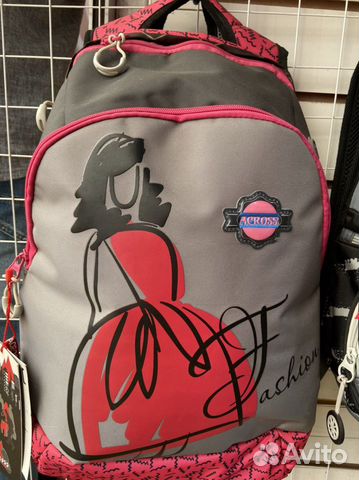 Портфель школьный новый