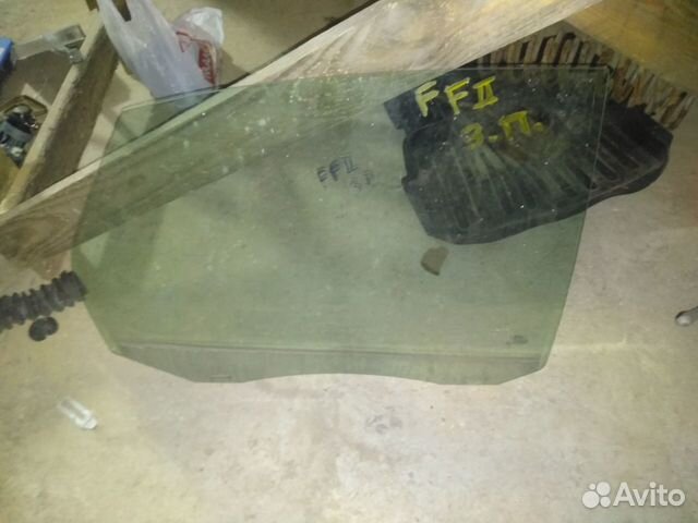 Стекло задней правой двери Ford Focus 2