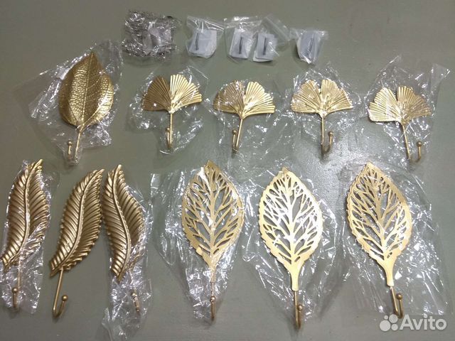 Крючки настенные новые Листья