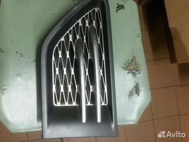 Решетка крыла Land Rover Range Rover Sport L320