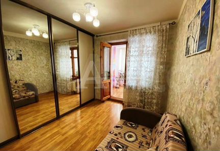 3-к. квартира, 70 м², 2/5 эт.