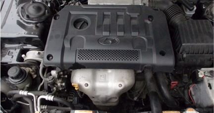 Накладка декоративная на двс Hyundai Sonata (EF) 2