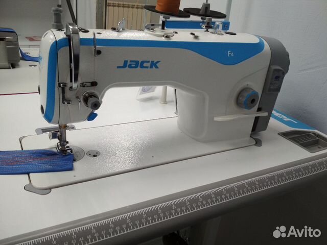 Промышленная швейная машина Jack F 4 (F-5)