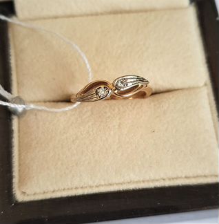 Золотое кольцо с бриллиантами