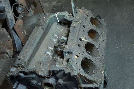 Блок двигателя Мерседес ом442