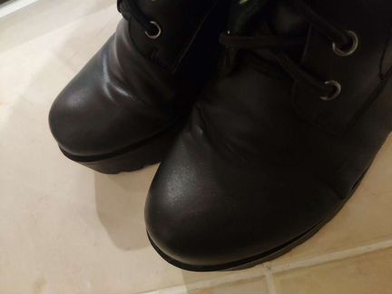 Ботинки из натуральной кожи из kari