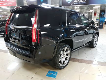Cadillac Escalade AT, 2015, 76 000 км