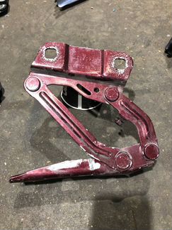 Петля капота правая Mercedes-Benz Ml-Class W164