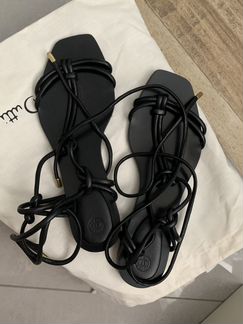 Новые сандалии Massimo Dutti