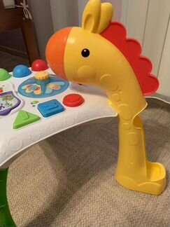 Детский развивающий столик