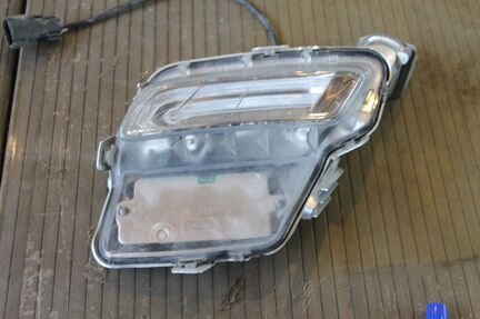 Фара противотуманная правая Volvo Xc60 (31420394)