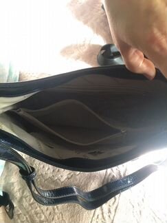 Сумка кожаная лаковая