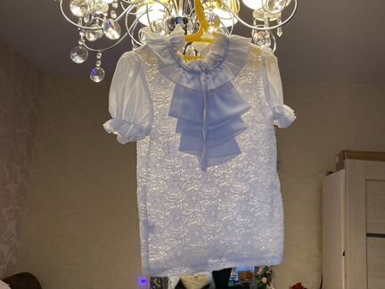 Блузки школьные(см фото)