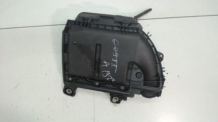 Корпус воздушного фильтра Peugeot 508, 2011