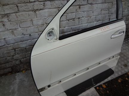 Дверь передняя левая Мерседес 211