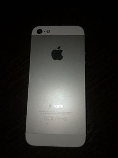 Телефон iPhone 5