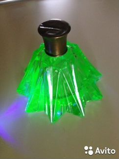 Парфюмерные флаконы. урановое зеленое стекло