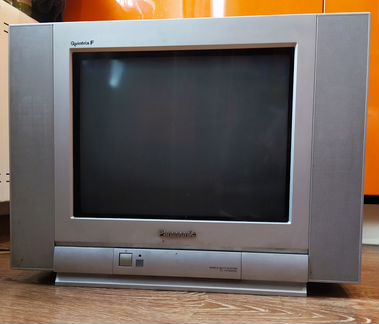 Цветной телевизор Panasonic TC-15PM30 RQ б/у