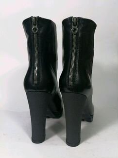 Ботильоны Nursace новые