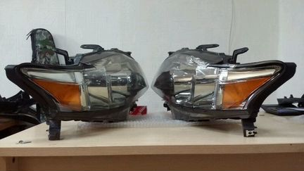 Фары Лексус RX270 RX350 III ксенон дорестайлинг