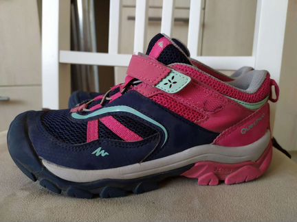 Кроссовки для девочки