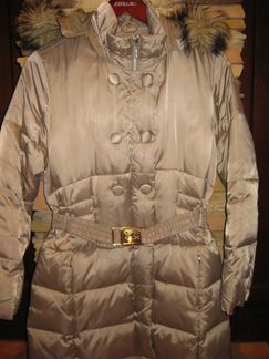 Осенняя стильная куртка geox