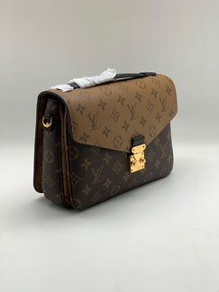 Сумка Louis Vuitton Pochette Metis LV