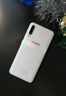 Телефон Samsung А50