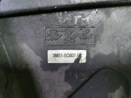 Вентилятор радиатора (Диффузор ) Ford Focus 2