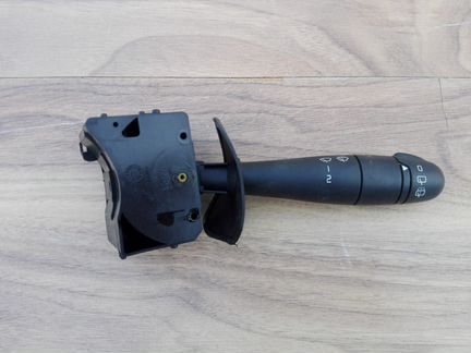 Подрулевой переключатель Renault Duster