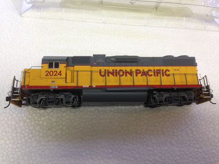 Модель тепловоз GP38-2 для рельс 16мм